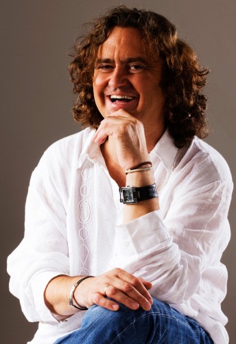 Paco Damas, Cantautor